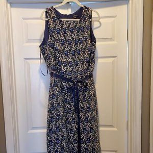 NWT Tahari Spring Embroidered Dress
